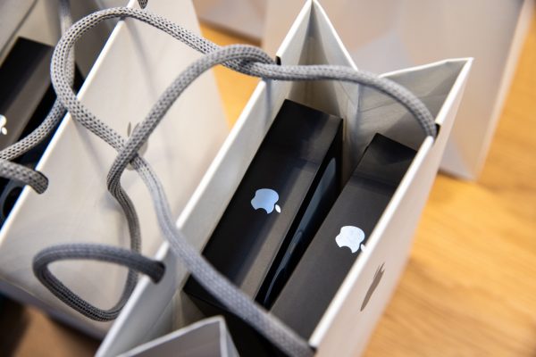 Empieza a ‘frotarte’ las manos: Apple planea lanzar nuevo iPhone 5G en marzo