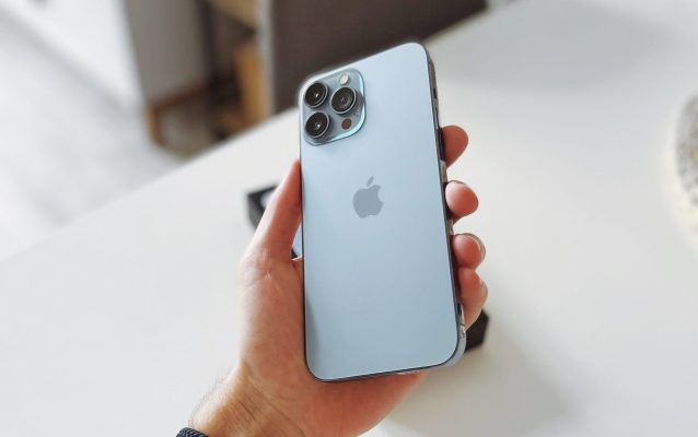 Por qué Apple no debería lanzar un nuevo iPhone este año