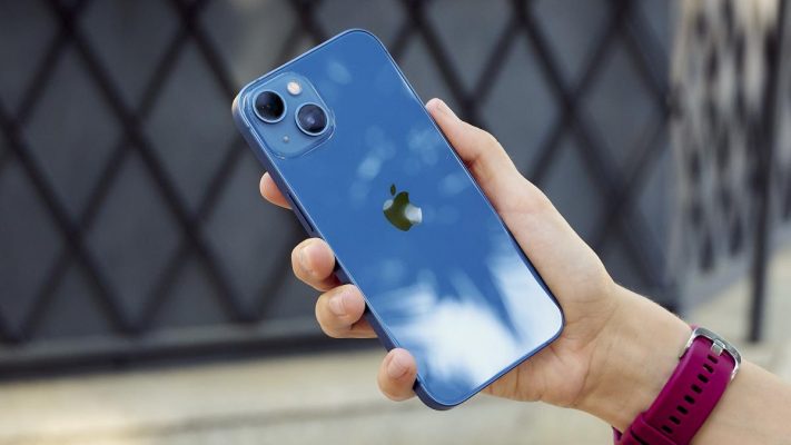 El iPhone 13 baja de precio en esta oferta, y tiene poco que envidiar al iPhone 14